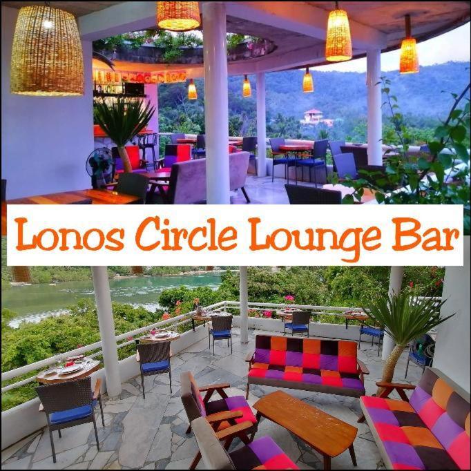 ホテル Lonos Circle Terrace View Romblon エクステリア 写真