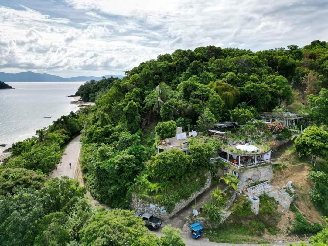 ホテル Lonos Circle Terrace View Romblon エクステリア 写真